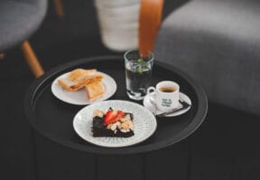Slaný závin, brownies a káva složení coffee breaku 1